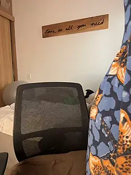 Czat XXX na żywo – AVRAKEHDABRA