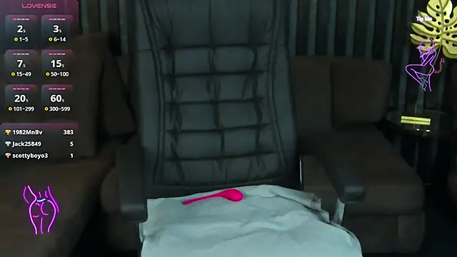 Kamilla_Hot Chat XXX in diretta