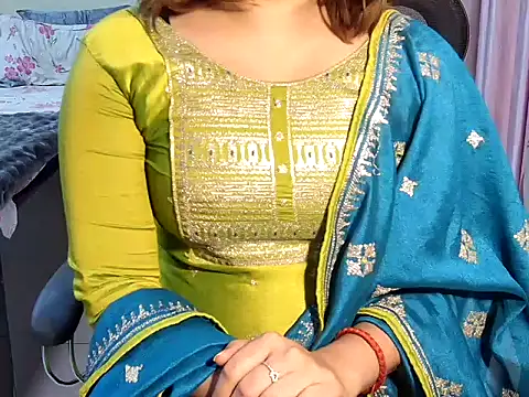 Avnii_09's Webcam Show