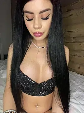 Ameliablack_1 élő XXX-chatje