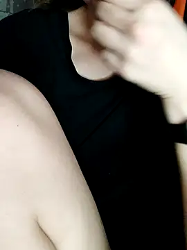 Živý XXX chat Aashikalaa