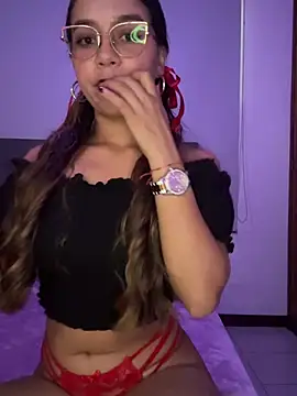 Chat +18 de Andrea-Queen ao vivo