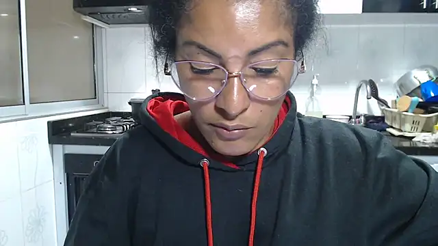 kateleyagrey's Live XXX Chat