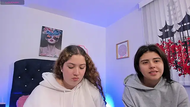 valeria_and_zoe Adlı Modelin Web Kamerası Şovu