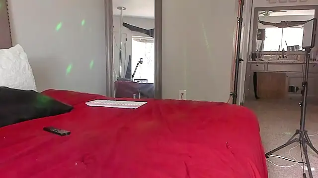 yiauana Live XXX Chat