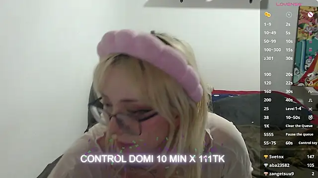 Cloe_five Chat XXX in diretta