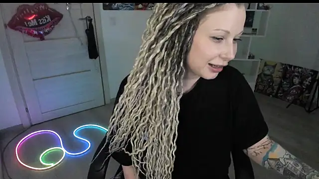 Онлайн чат XXX HoneySallyMoore