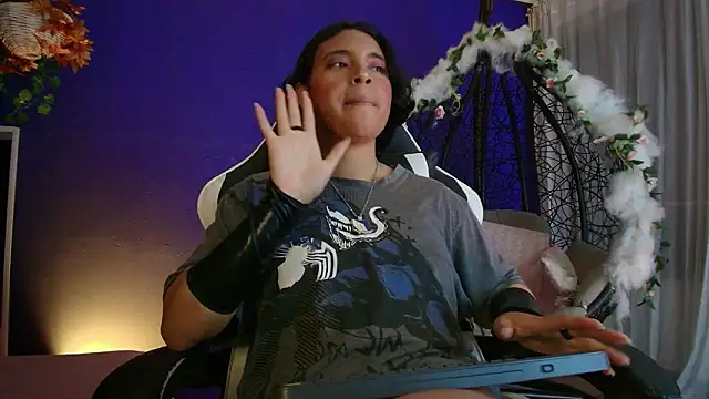 Chat XXX en directo de Emmapark_