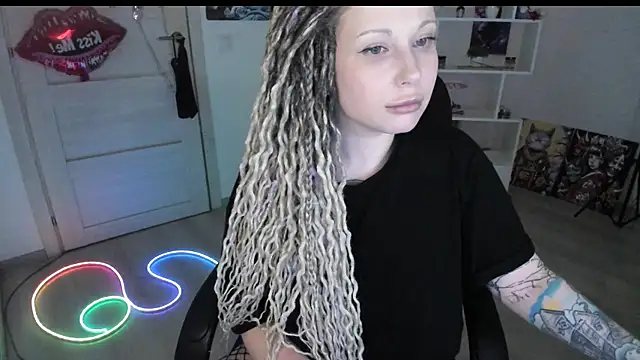 HoneySallyMoore's Live XXX Chat