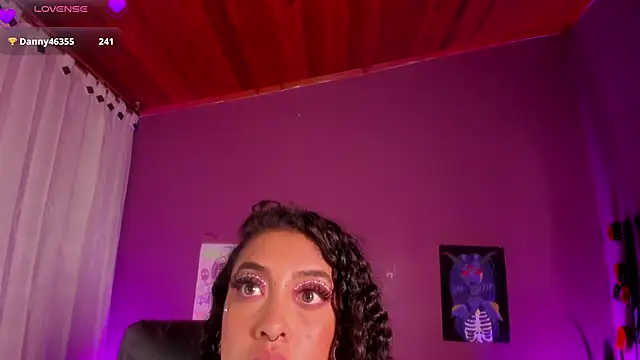 Cata_green's Live XXX Chat