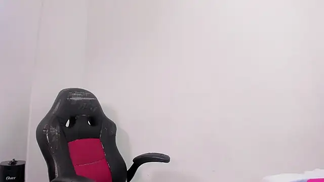 عرض كام amaia_roush