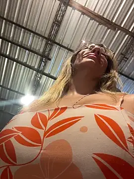 Gatitacarlita's Live XXX Chat