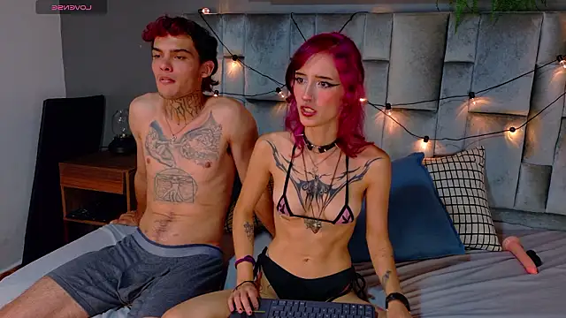 KatAmbers__ Adlı Modelin Canlı XXX Sohbeti