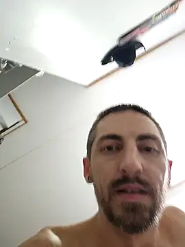 Bi_curious86 webkamerás műsora