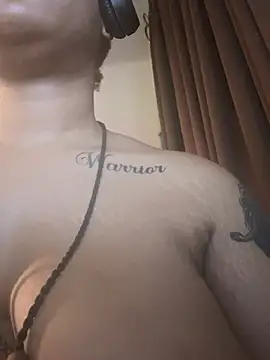 nickytheehawtie's Live XXX Chat