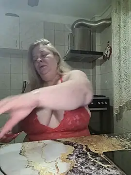 XXX chat uživo modela AriannaMilf