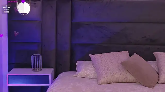 KyomiVelvet: онлайн-секс-чат