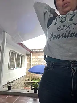 Emma_Sanz__ Adlı Modelin Canlı XXX Sohbeti