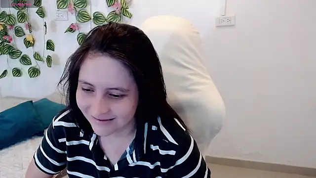 tania_sweet__'s Live XXX Chat