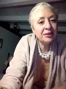 divinaerotica live XXX chat