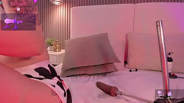 แชท XXX สดของ annie_clarkson