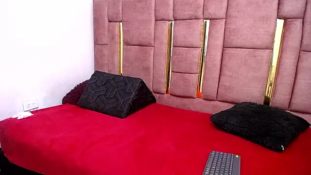 แชท XXX สดของ CHLOESHOW