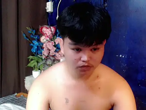 Rain_cum's Webcam Show