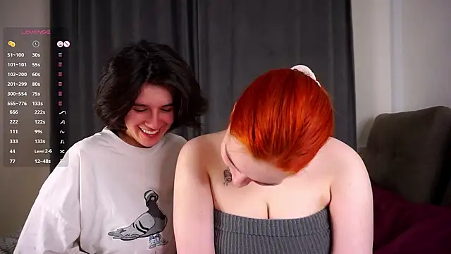 LenoreOlevera's Live XXX Chat