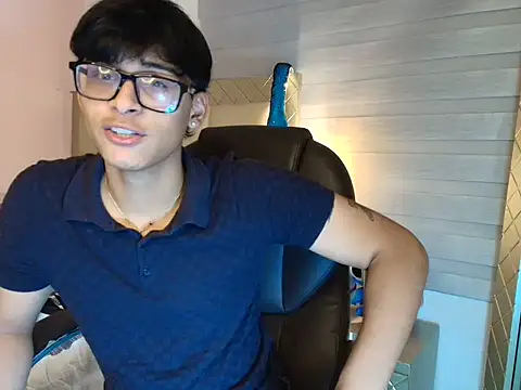 mathias_oberlin Chat XXX in diretta