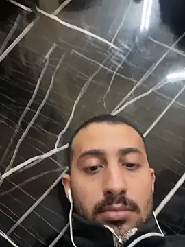 Bwbasjenehu Chat XXX live