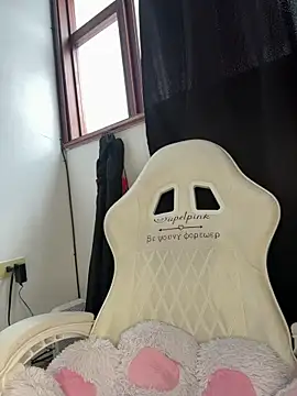 kuritto_ élő XXX-chatje