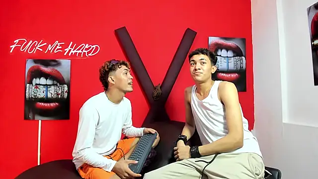 AVENGER_BOYS2026 Webcam show