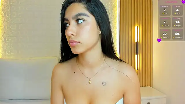 Emily_roux's Live XXX Chat