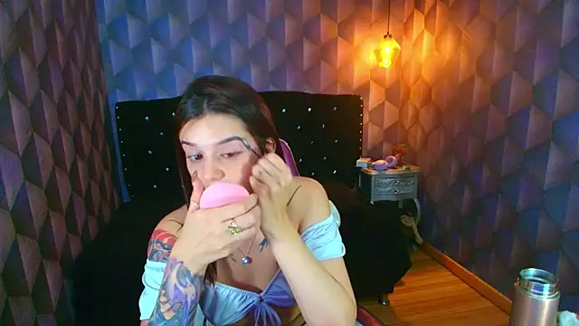 Chat +18 de LiaHarryis ao vivo