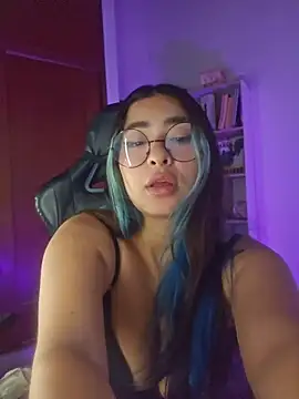 Chat +18 de sweetcoralinee ao vivo