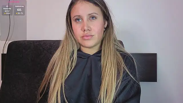 eleecttraa_12's Live XXX Chat