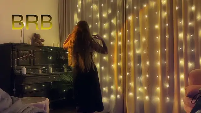 urmissalice live XXX chat