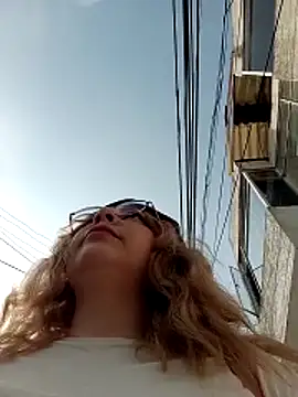 madelaine-'s Live XXX Chat