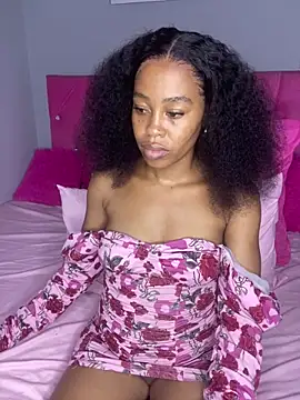 naughtiest_baddy live XXX chat