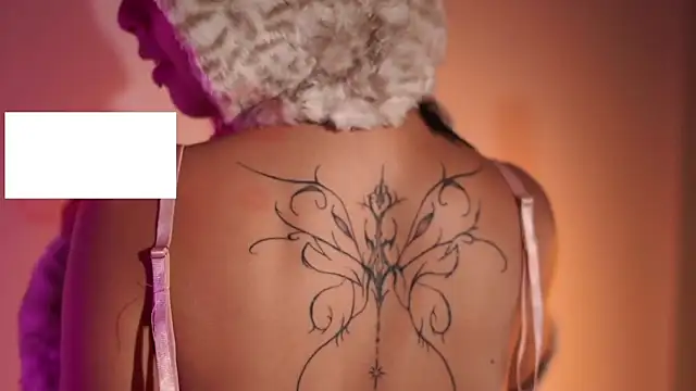 Chat +18 de Little_vel ao vivo