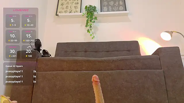 Chat +18 de RiriiBrunette__ ao vivo