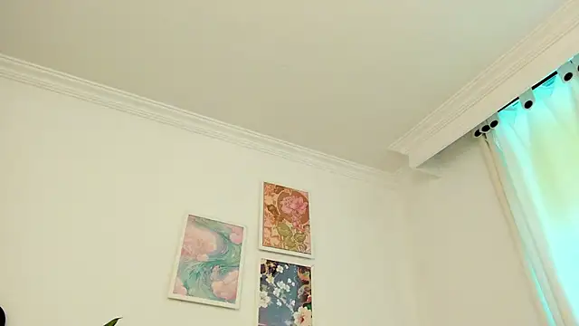 canelleGarces live XXX chat