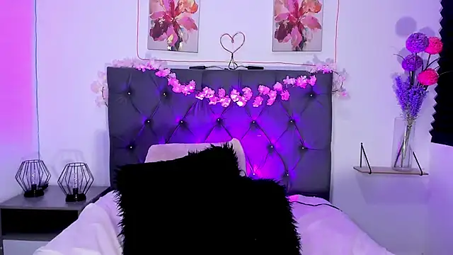 SagiraBelle's Live XXX Chat