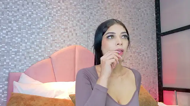 Chat +18 de AshleyBaker1 ao vivo