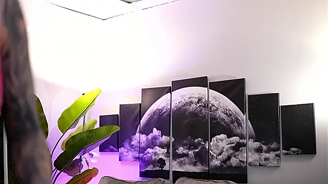 Ivy_Trix Chat XXX in diretta