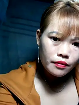 yana-zz 网络视讯表演