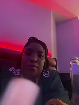 friendlybitch22's Live XXX Chat