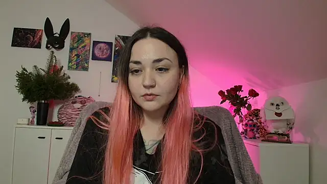 PinkHurricaneOfficial webcam show