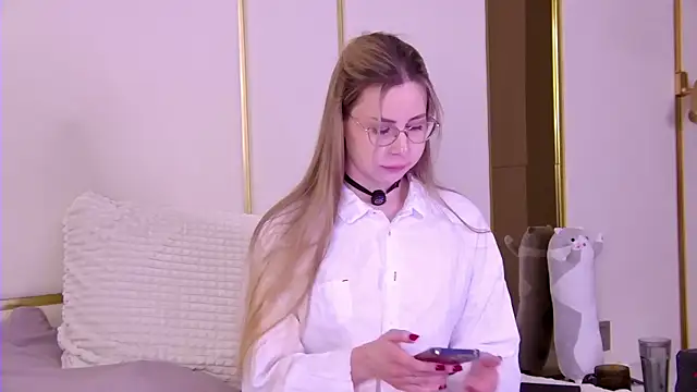 -SaraBlack- Adlı Modelin Canlı XXX Sohbeti