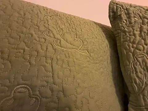 HoneyMakerr's Webcam Show